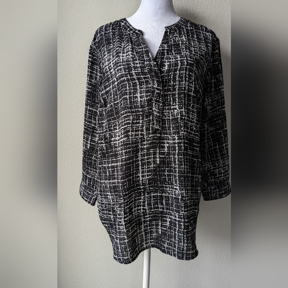 Women's blouse